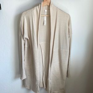 Lululemon Sit in Lotus Cream Merino Wool Wrap Size 6